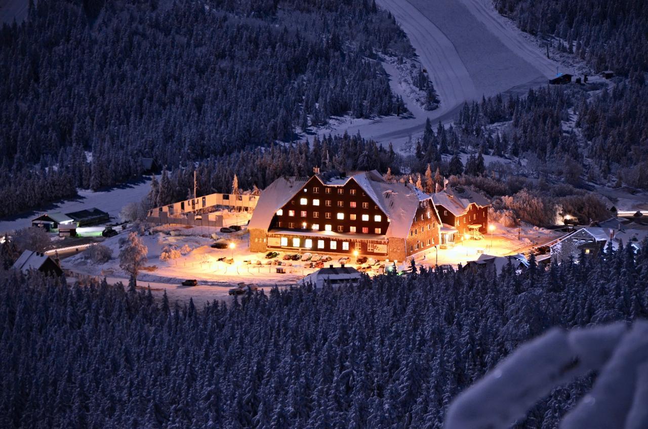 Hotel Cervenohorske Sedlo Loucna nad Desnou Exterior foto